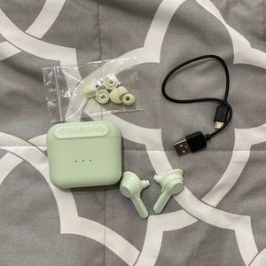 SkullCandy Wireless Headphones